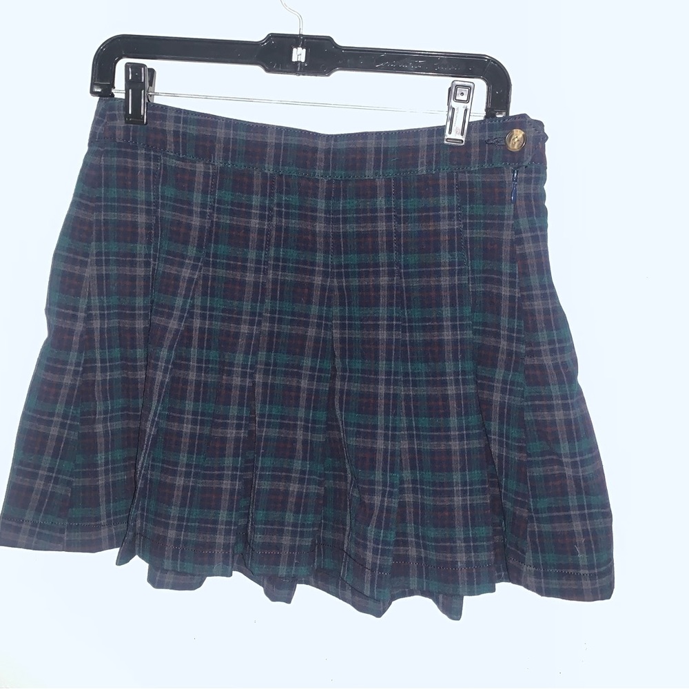 American Eagle size 6 plaid skirt. - Picture 2 of 6